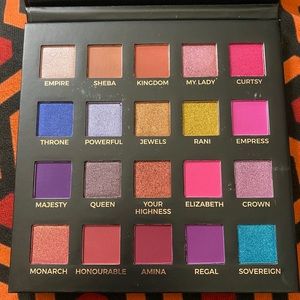The queen Eloise palette